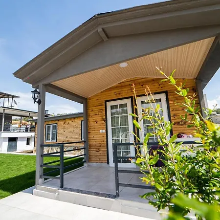 Fabulous Detached House With Garden In * فتحية